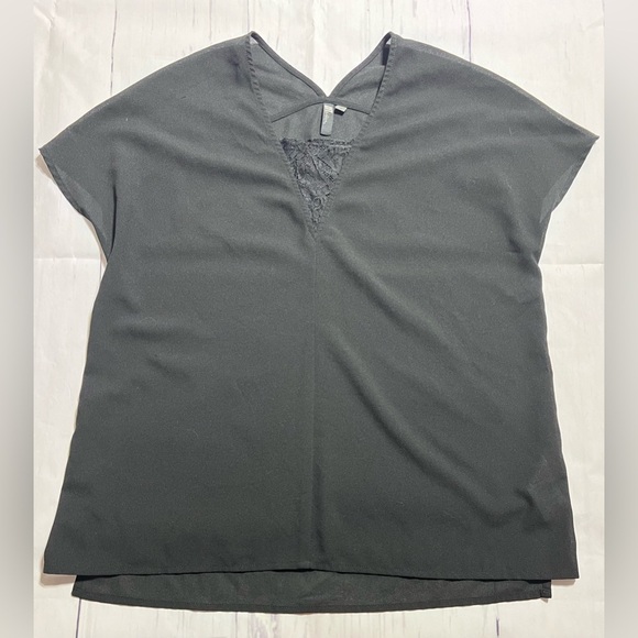 Kut from the Kloth Tops - 2/$20 Sale Kut from the Kloth Black V-Neck Blouse